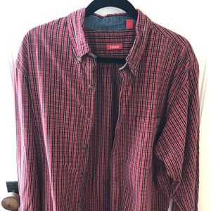 Men’s Izod red plaid dress shirt!